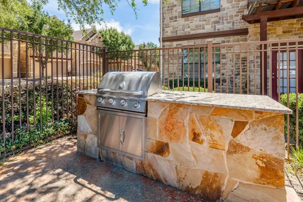 arioso apartments 301