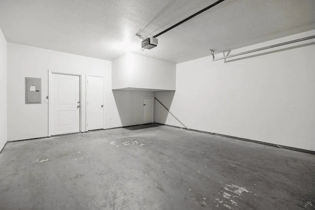 attached garage at grand prairie townhomes for rent 2