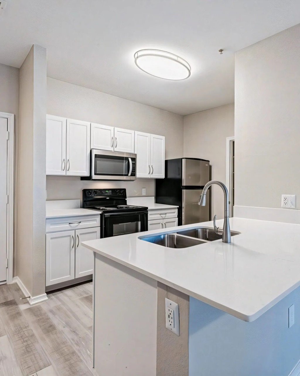 arioso pet friendly apartments in grand prairie texas kitchen 2 1